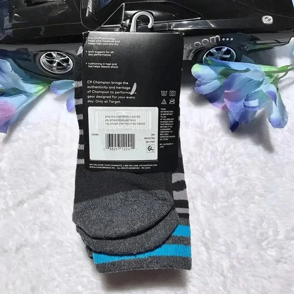 Champion C9 NWT 3 Pairs Crew Socks Kids L (3-9) - Picture 5 of 7